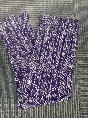 NEW LuLaRoe Purple Arrow Print Leggings TC2